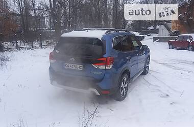 Внедорожник / Кроссовер Subaru Forester 2018 в Киеве