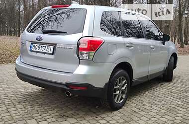 Внедорожник / Кроссовер Subaru Forester 2018 в Залещиках