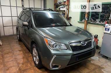 Внедорожник / Кроссовер Subaru Forester 2015 в 