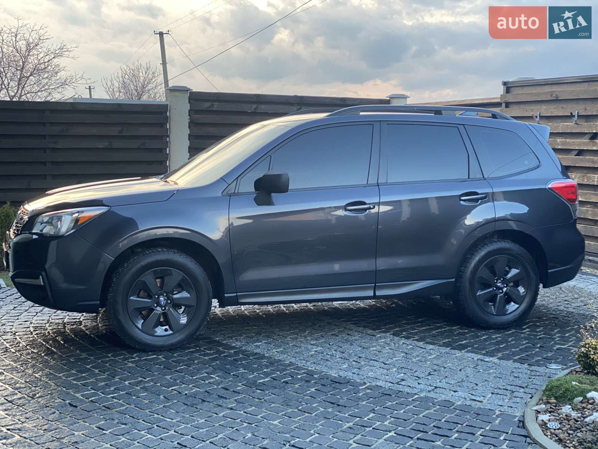 2017 Subaru Forester - мініатюра 4
