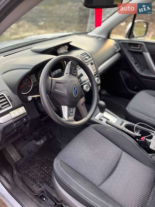 Внедорожник / Кроссовер Subaru Forester 2015 в Яворове