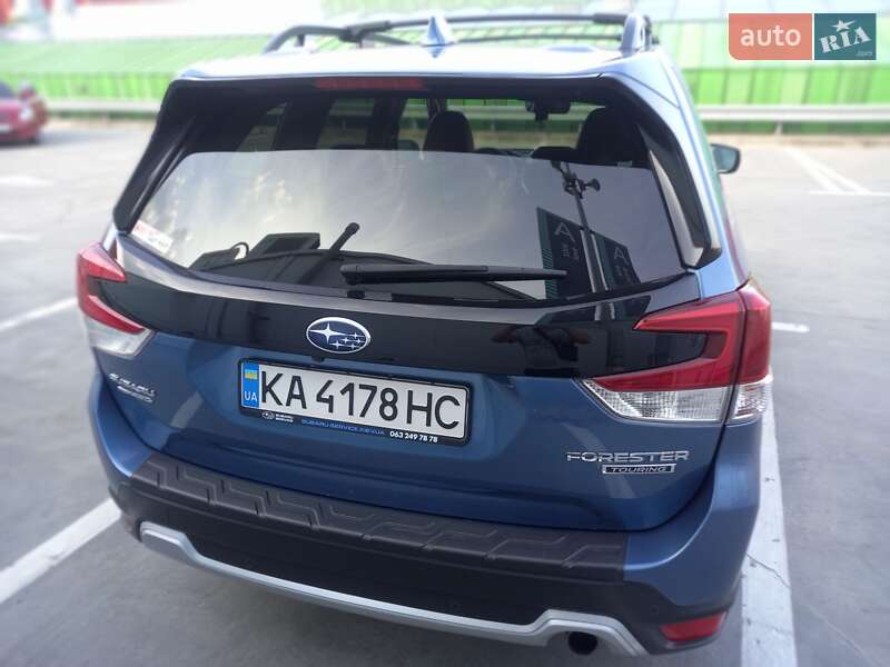 Внедорожник / Кроссовер Subaru Forester 2018 в Киеве
