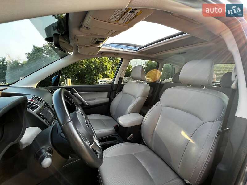 Внедорожник / Кроссовер Subaru Forester 2016 в Днепре