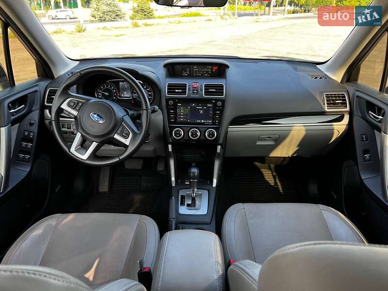 Внедорожник / Кроссовер Subaru Forester 2016 в Днепре