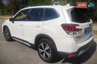Внедорожник / Кроссовер Subaru Forester 2018 в 
