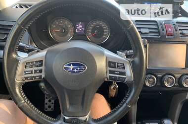Позашляховик / Кросовер Subaru Forester 2013 в 