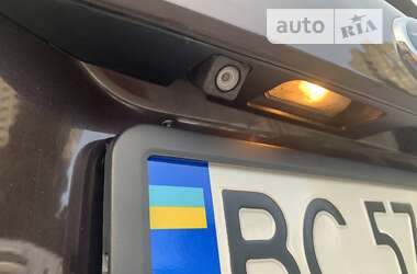 Позашляховик / Кросовер Subaru Forester 2013 в 