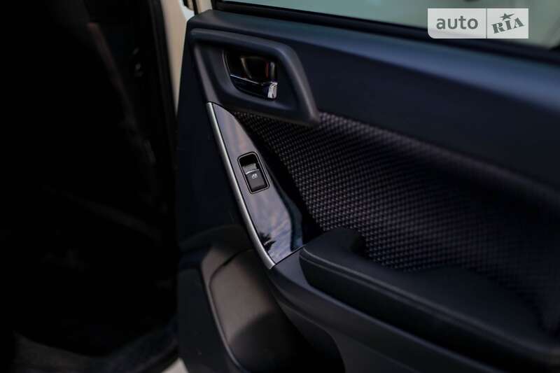 Внедорожник / Кроссовер Subaru Forester 2017 в Киеве