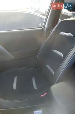 Внедорожник / Кроссовер Subaru Forester 2014 в 