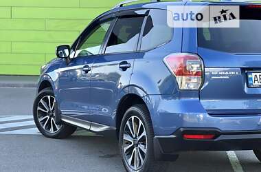 Внедорожник / Кроссовер Subaru Forester 2017 в 