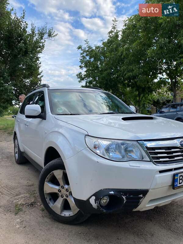 Внедорожник / Кроссовер Subaru Forester 2009 в Новой Одессе