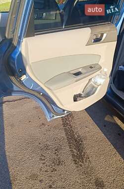Внедорожник / Кроссовер Subaru Forester 2010 в Днепре
