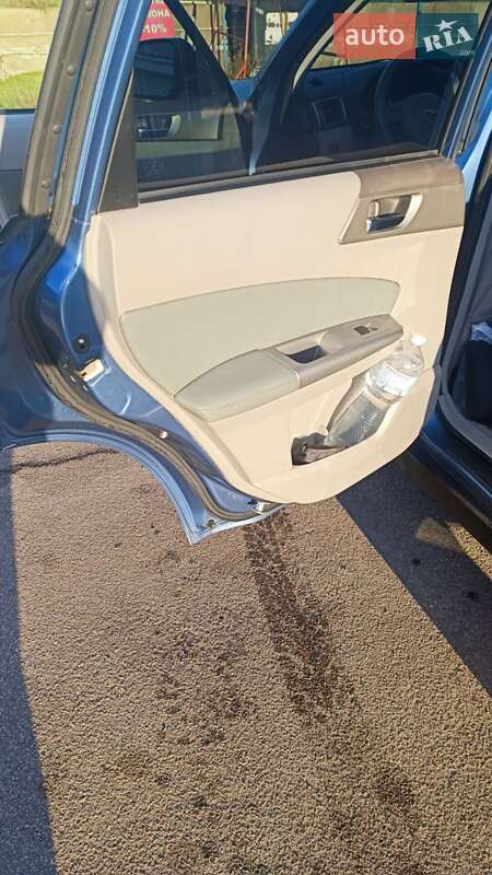 Внедорожник / Кроссовер Subaru Forester 2010 в Днепре