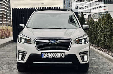 Внедорожник / Кроссовер Subaru Forester 2020 в Киеве