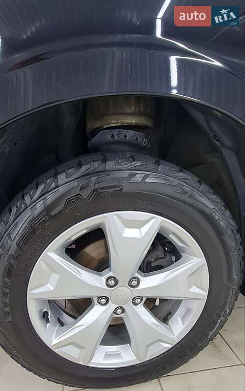 Внедорожник / Кроссовер Subaru Forester 2013 в Днепре