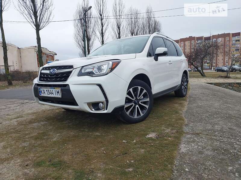 Позашляховик / Кросовер Subaru Forester 2018 в Українці