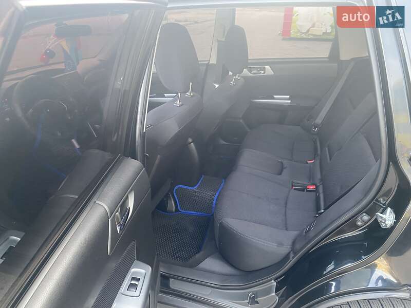 Внедорожник / Кроссовер Subaru Forester 2011 в Краматорске