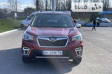 Позашляховик / Кросовер Subaru Forester 2018 в Львові