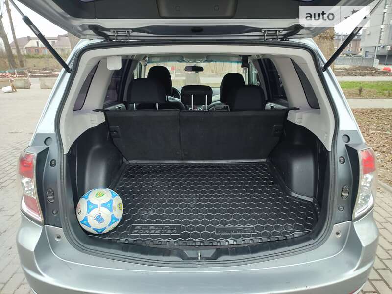 Внедорожник / Кроссовер Subaru Forester 2010 в Ровно