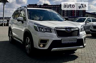 Позашляховик / Кросовер Subaru Forester 2018 в Хмельницькому