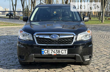 Позашляховик / Кросовер Subaru Forester 2015 в Києві