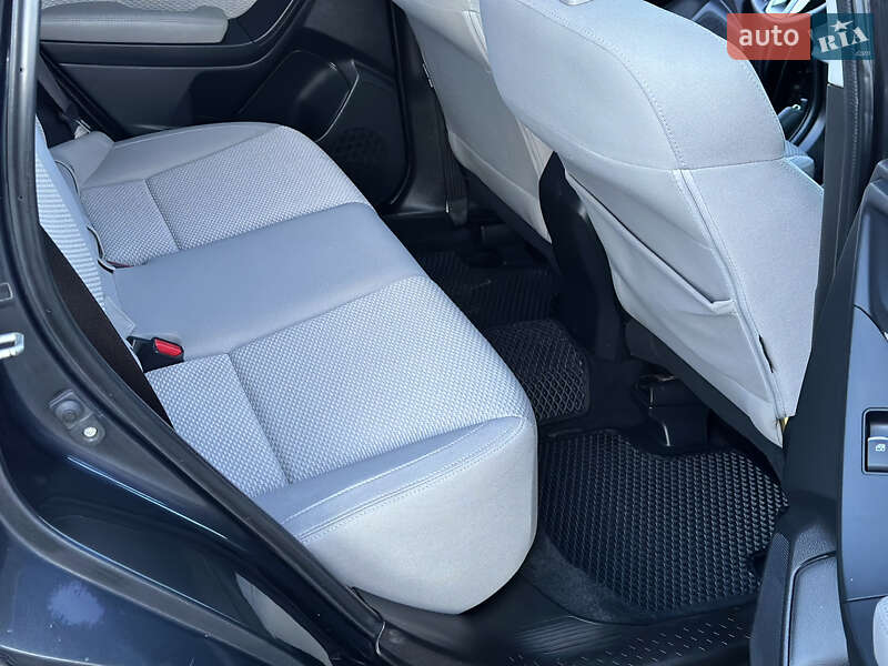 Позашляховик / Кросовер Subaru Forester 2017 в Рівному