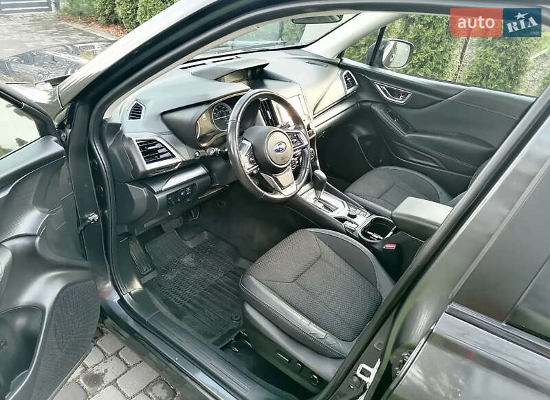 Позашляховик / Кросовер Subaru Forester 2019 в Львові