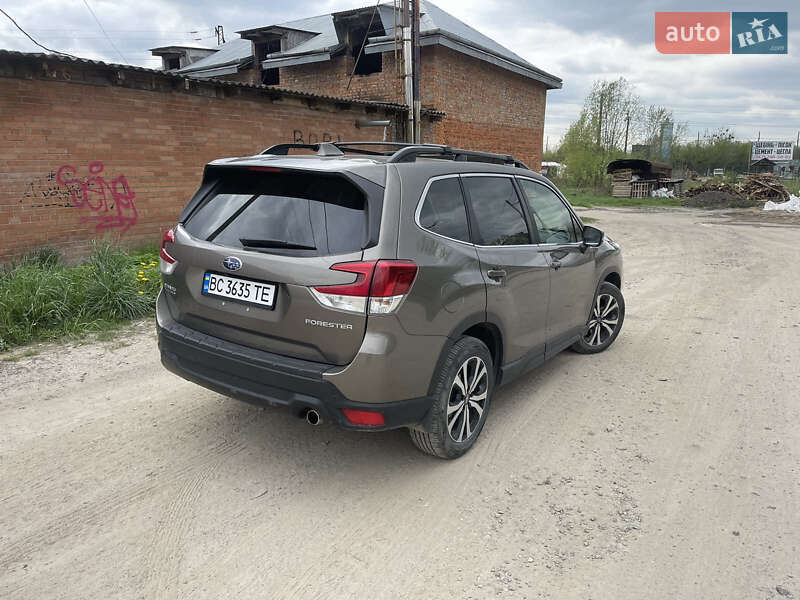 Внедорожник / Кроссовер Subaru Forester 2020 в Львове
