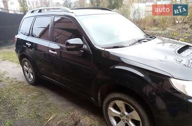 Внедорожник / Кроссовер Subaru Forester 2011 в Тараще