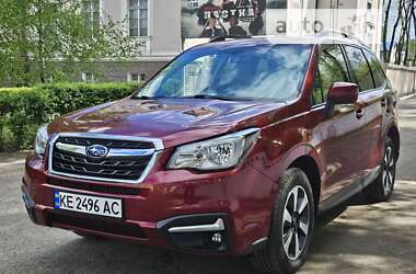 Внедорожник / Кроссовер Subaru Forester 2016 в Каменском