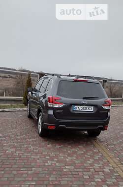 Внедорожник / Кроссовер Subaru Forester 2021 в Киеве