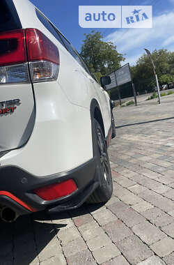Внедорожник / Кроссовер Subaru Forester 2020 в Снятине