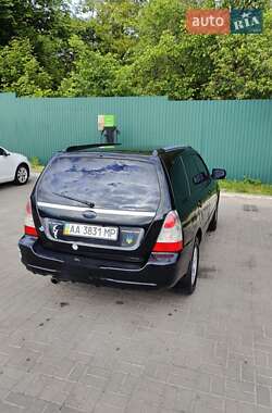 Внедорожник / Кроссовер Subaru Forester 2005 в Киеве