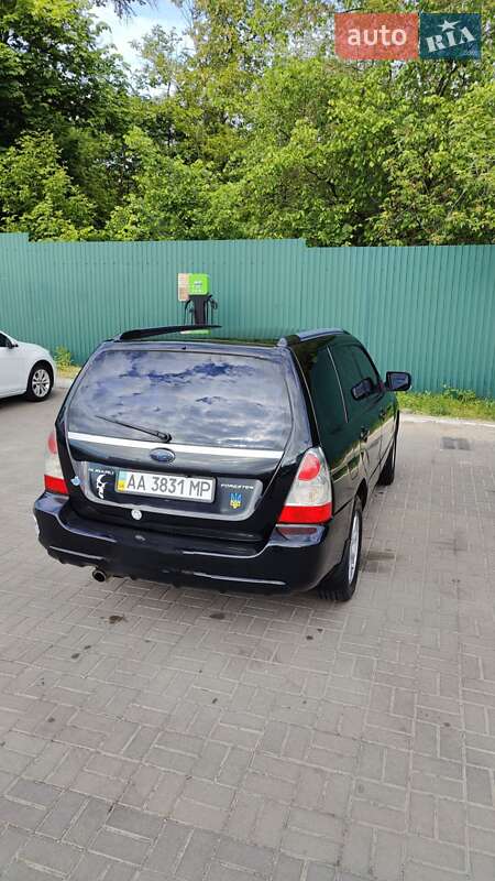Внедорожник / Кроссовер Subaru Forester 2005 в Киеве