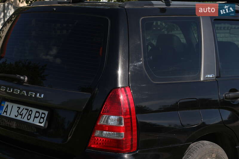 Внедорожник / Кроссовер Subaru Forester 2004 в Киеве