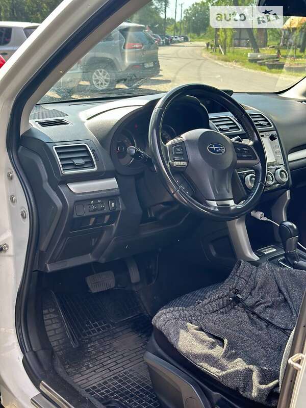 Позашляховик / Кросовер Subaru Forester 2015 в Дніпрі