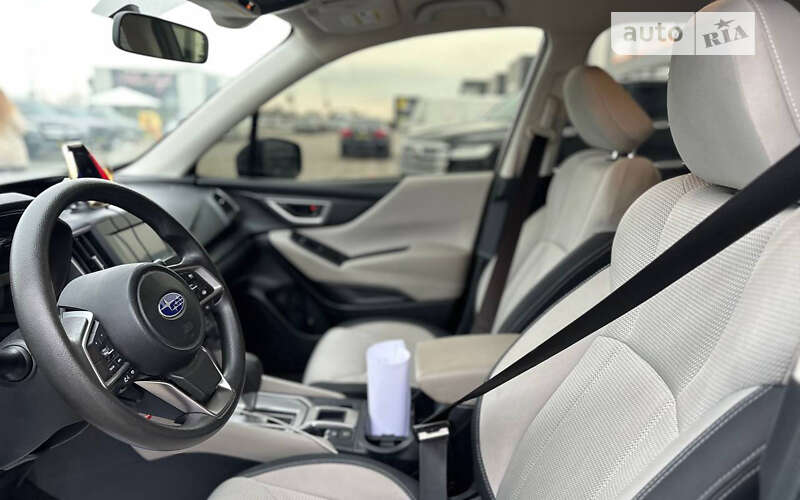 Внедорожник / Кроссовер Subaru Forester 2019 в Мукачево