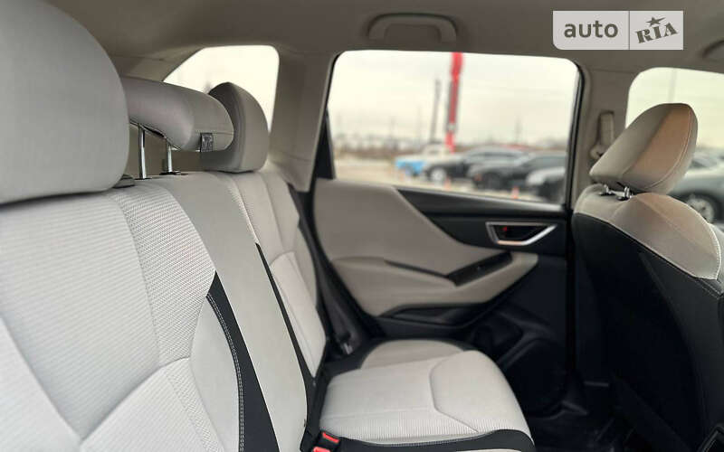 Внедорожник / Кроссовер Subaru Forester 2019 в Мукачево