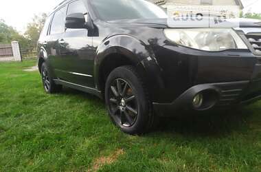 Внедорожник / Кроссовер Subaru Forester 2011 в Гайсине