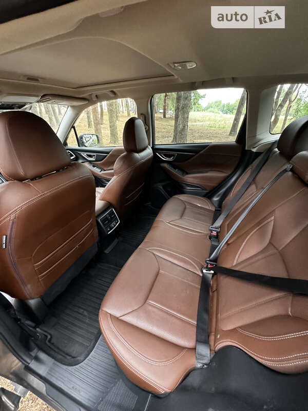 Позашляховик / Кросовер Subaru Forester 2021 в Дніпрі