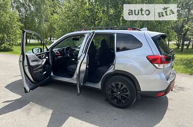 Позашляховик / Кросовер Subaru Forester 2020 в Києві