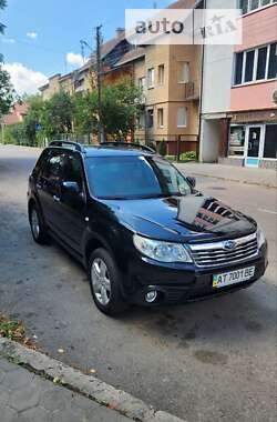 Внедорожник / Кроссовер Subaru Forester 2010 в Ивано-Франковске