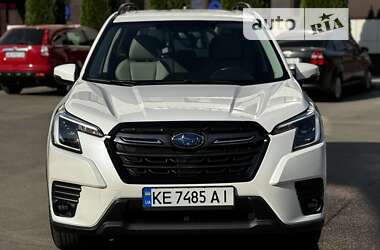 Внедорожник / Кроссовер Subaru Forester 2022 в Днепре