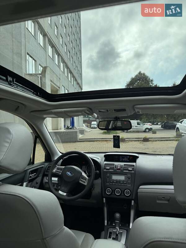 Внедорожник / Кроссовер Subaru Forester 2015 в Одессе