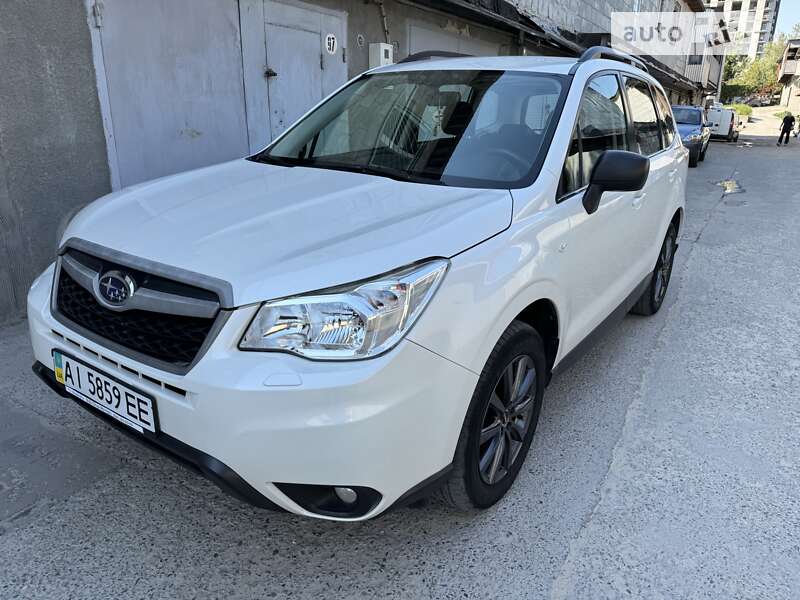 Внедорожник / Кроссовер Subaru Forester 2013 в Киеве