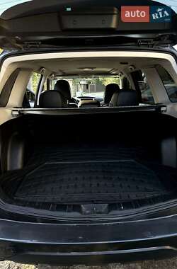 Внедорожник / Кроссовер Subaru Forester 2010 в 