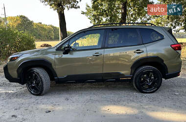 Внедорожник / Кроссовер Subaru Forester 2021 в 
