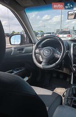 Внедорожник / Кроссовер Subaru Forester 2012 в 