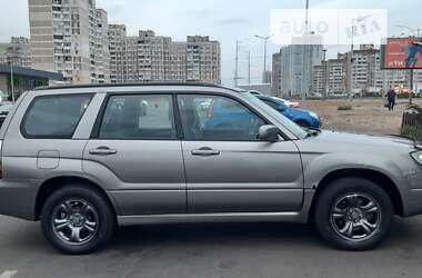 Внедорожник / Кроссовер Subaru Forester 2005 в Киеве