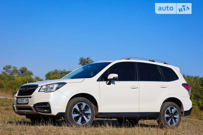 Позашляховик / Кросовер Subaru Forester 2016 в Звенигородці